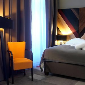 Kamer met een Queen Size Bed